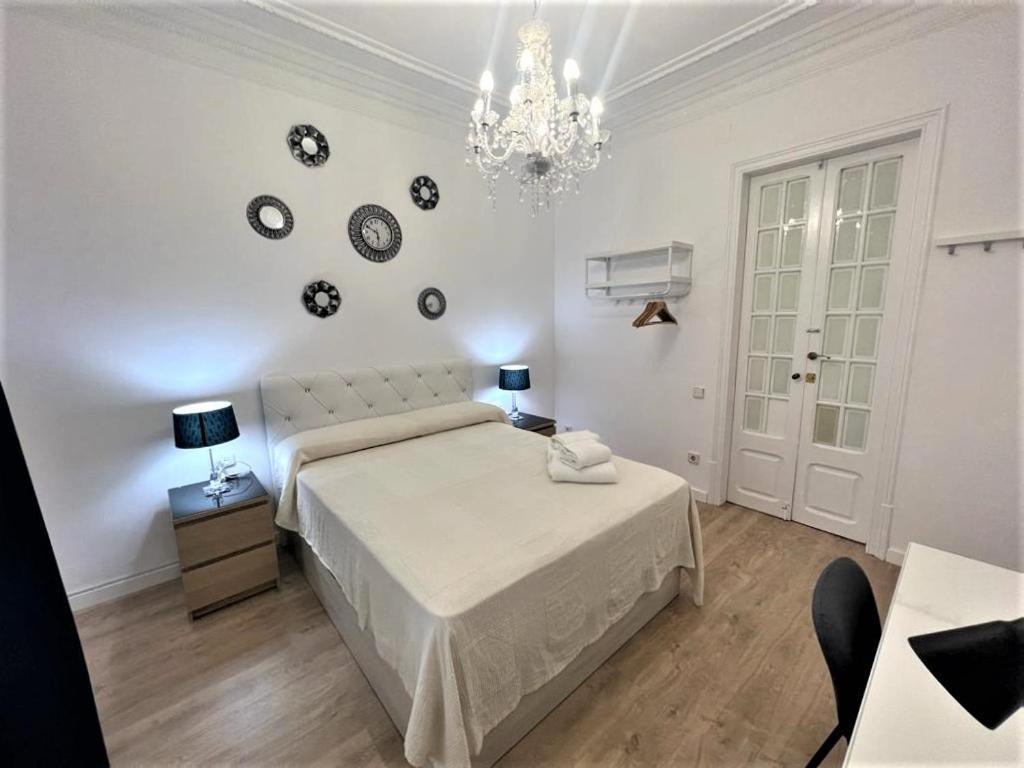 Flor Habitaciones Barcelona Luaran gambar