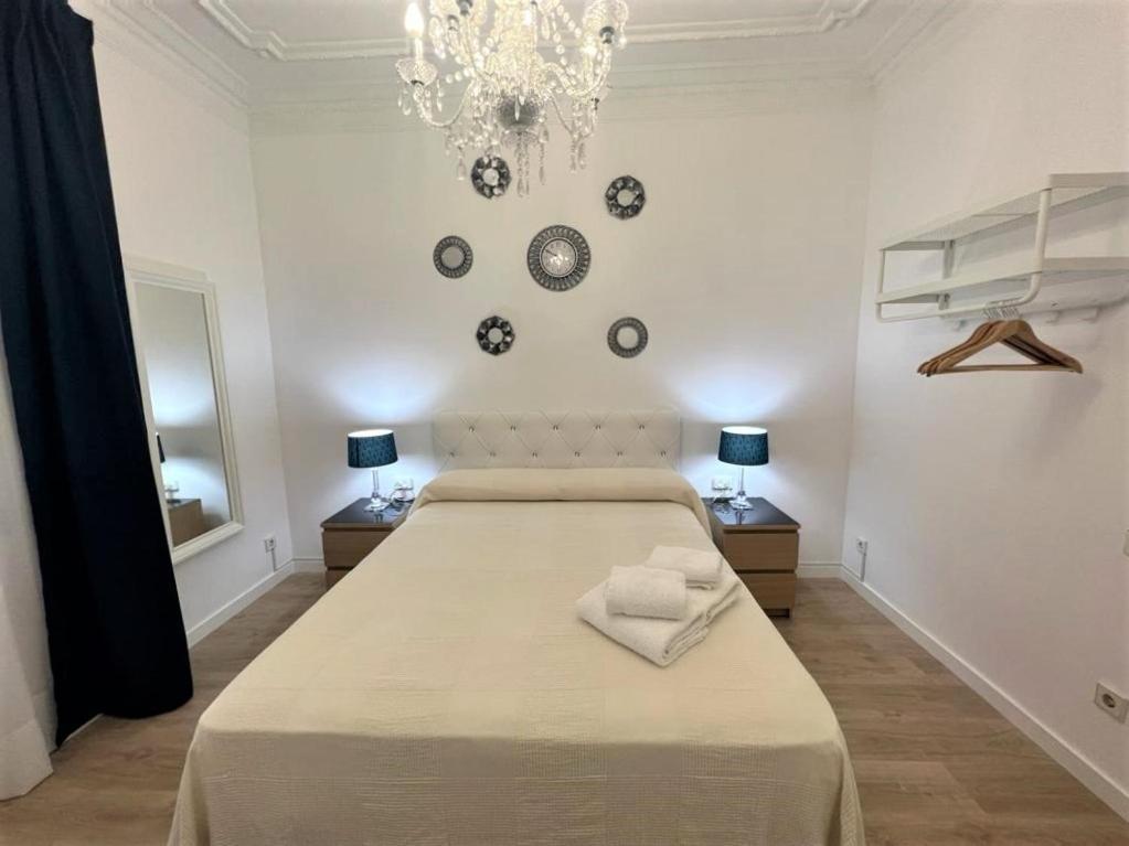 Flor Habitaciones Barcelona Luaran gambar