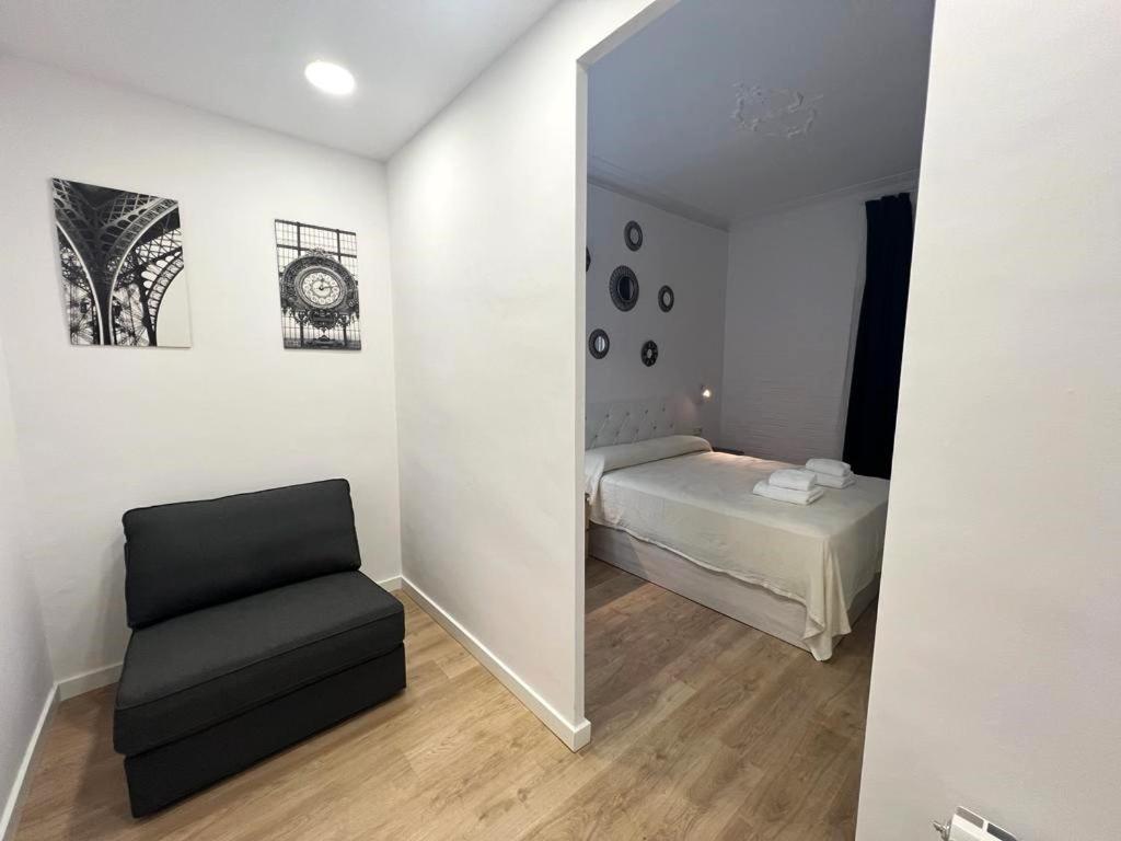Flor Habitaciones Barcelona Luaran gambar
