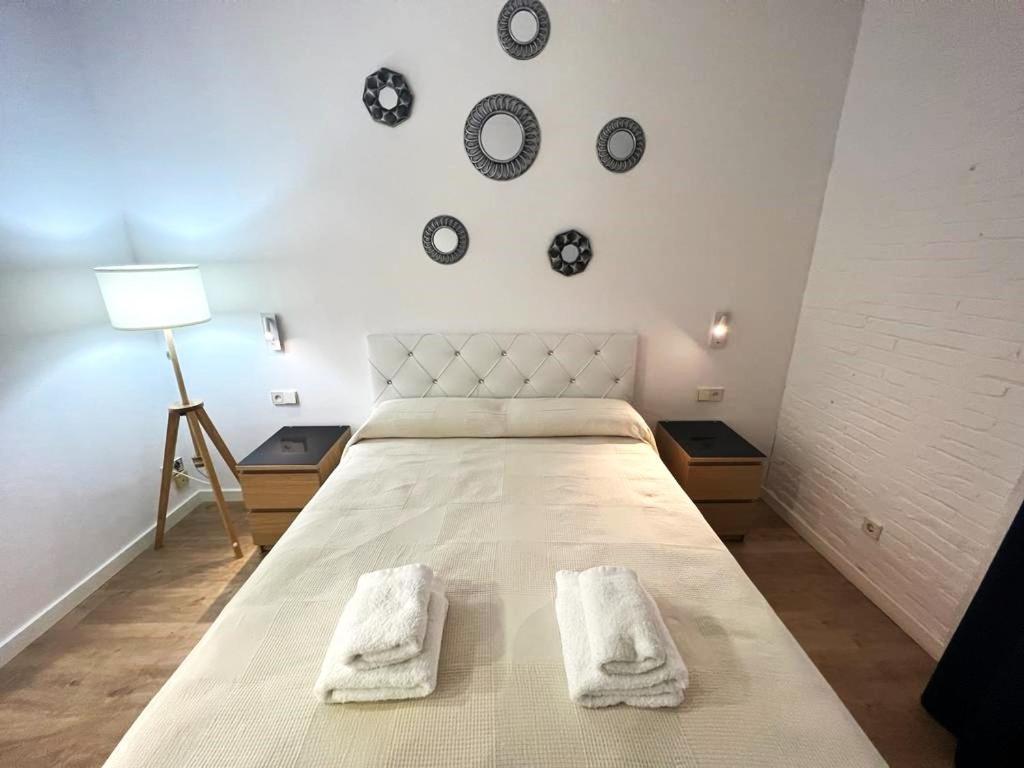Flor Habitaciones Barcelona Luaran gambar