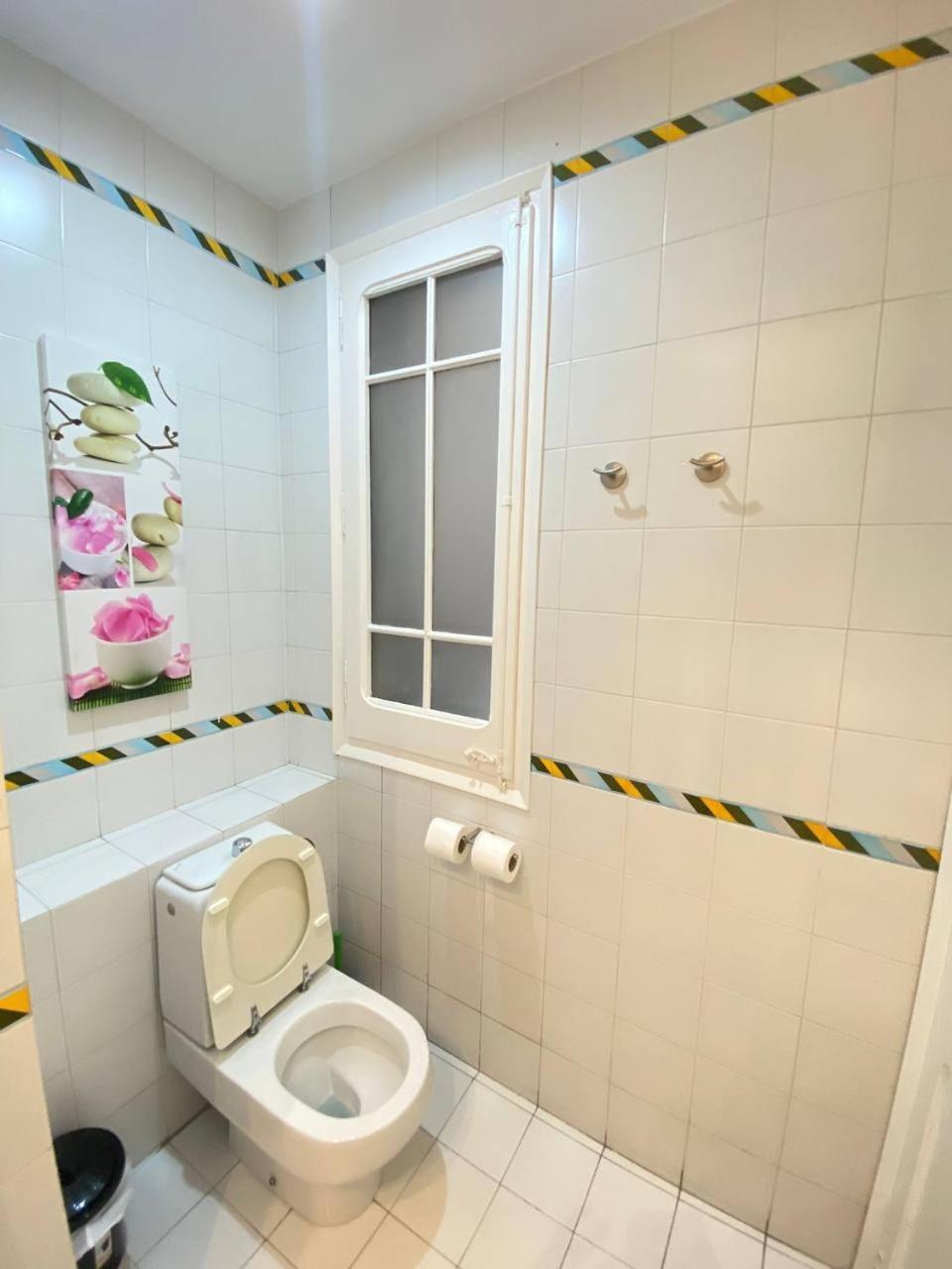 Flor Habitaciones Barcelona Luaran gambar